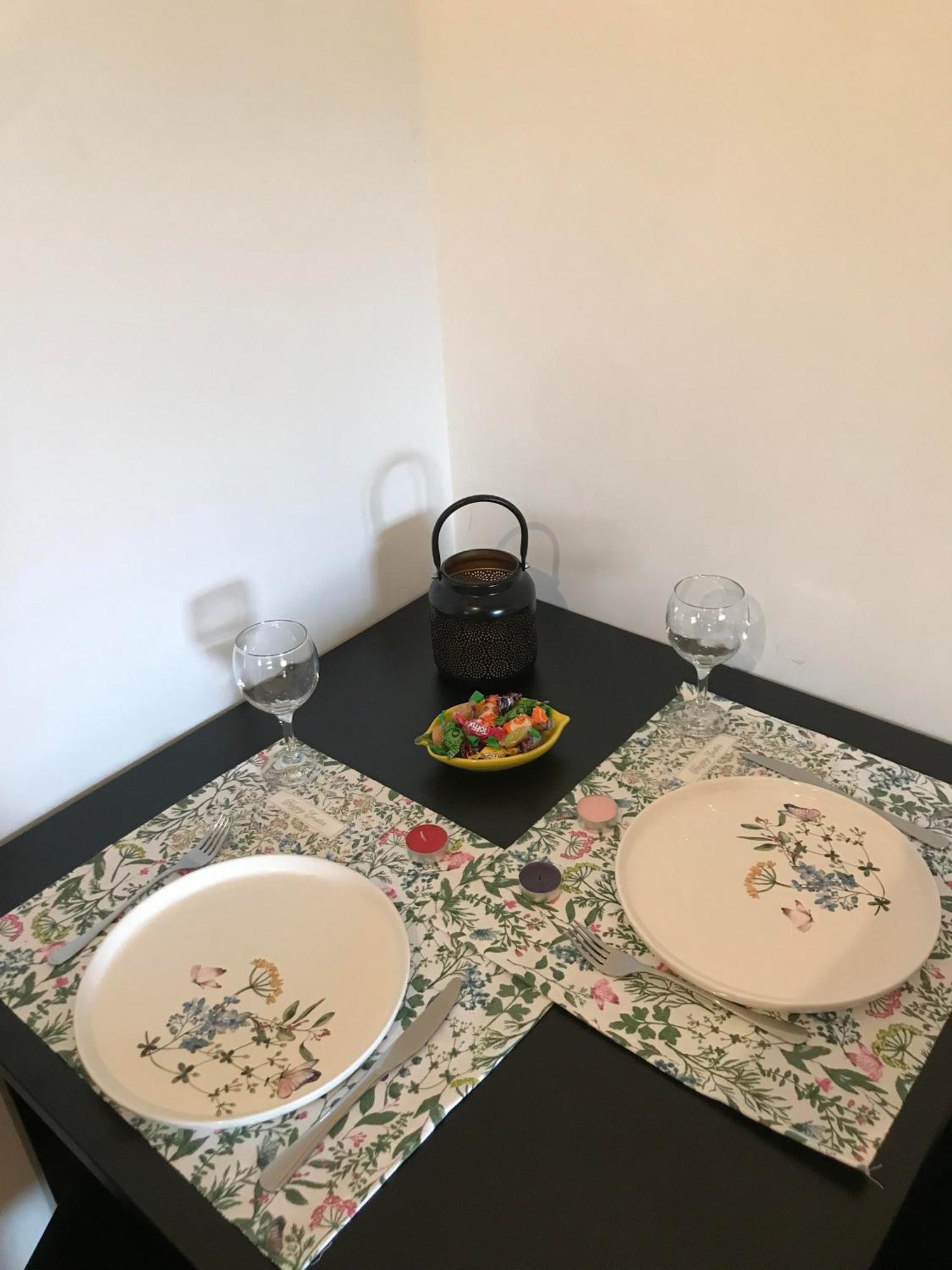 Apartments Pkt Delux Ni Екстериор снимка