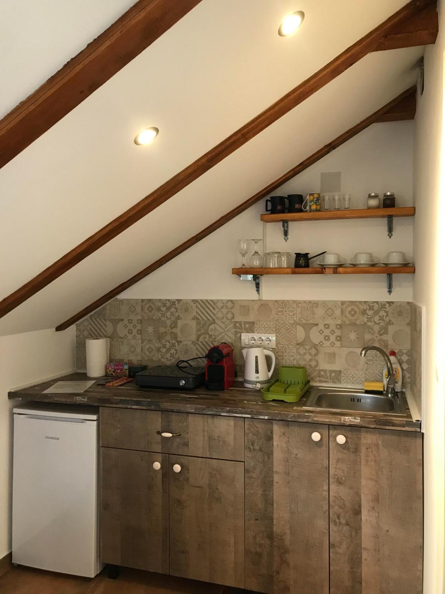 Apartments Pkt Delux Ni Екстериор снимка